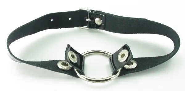 кляп кольцо с лаковым ремешком 60008ars в Краснодаре