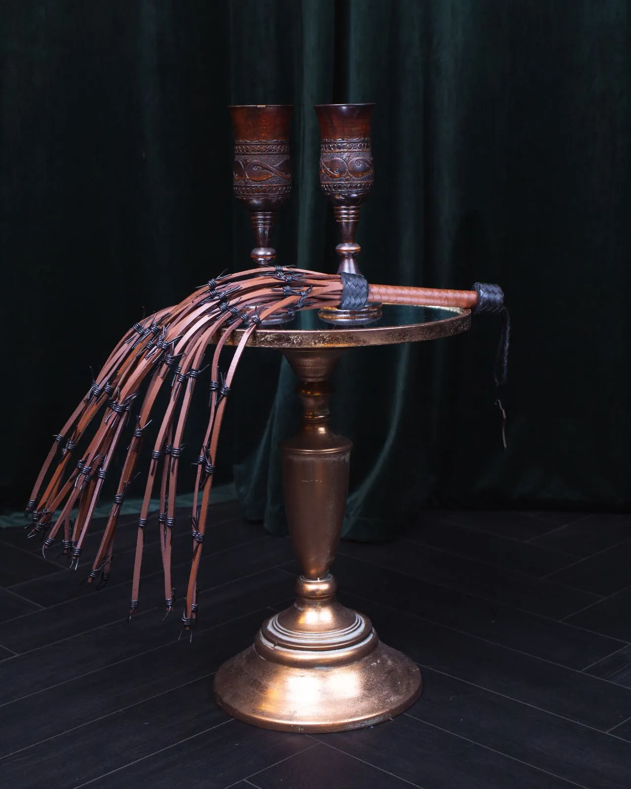 флоггер scandal из натуральной кожи (brown) в Краснодаре