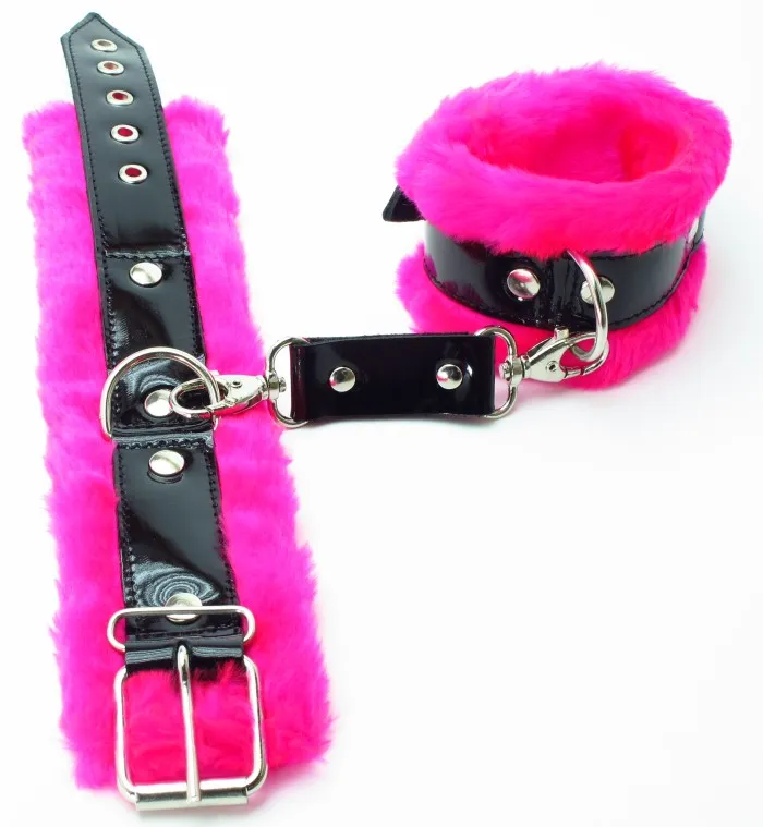 розовые оковы на ноги с мехом bdsm light 720001ars в Краснодаре