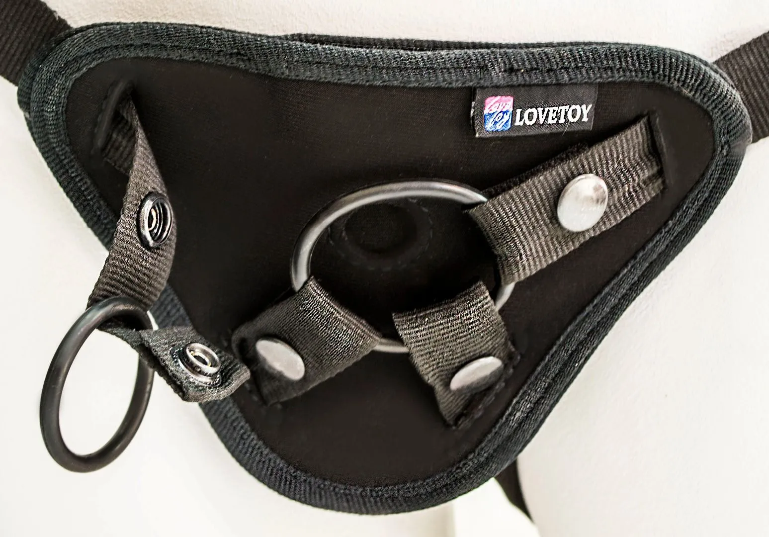 комплект lovetoy uni strap 6, с вибрацией в Краснодаре