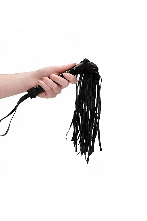 многохвостая гладкая плеть (флогер) luxury whip в Краснодаре