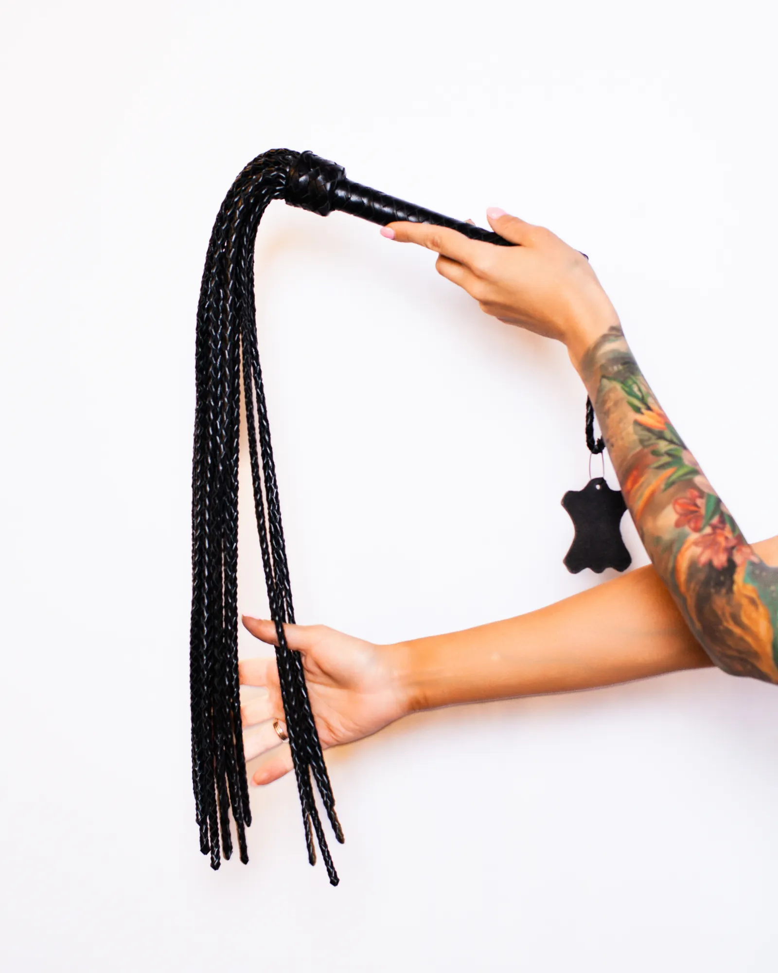 плеть scandal из натуральной кожи (black) в Краснодаре