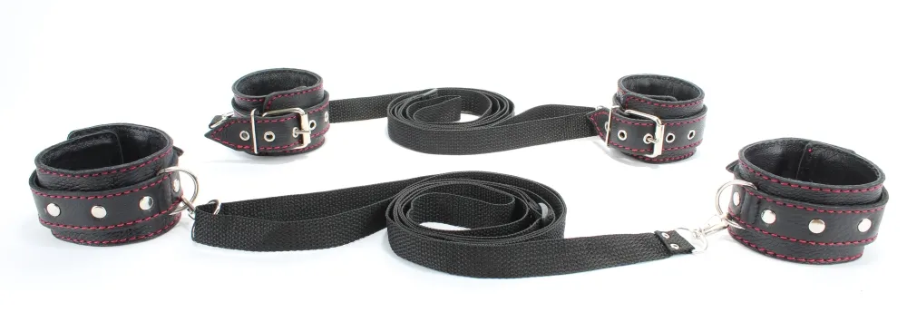 набор на кровать с красной строчкой 53023ars в Краснодаре