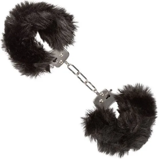металлические наручники с искусственным мехом ultra fluffy furry cuffs, черные в Краснодаре