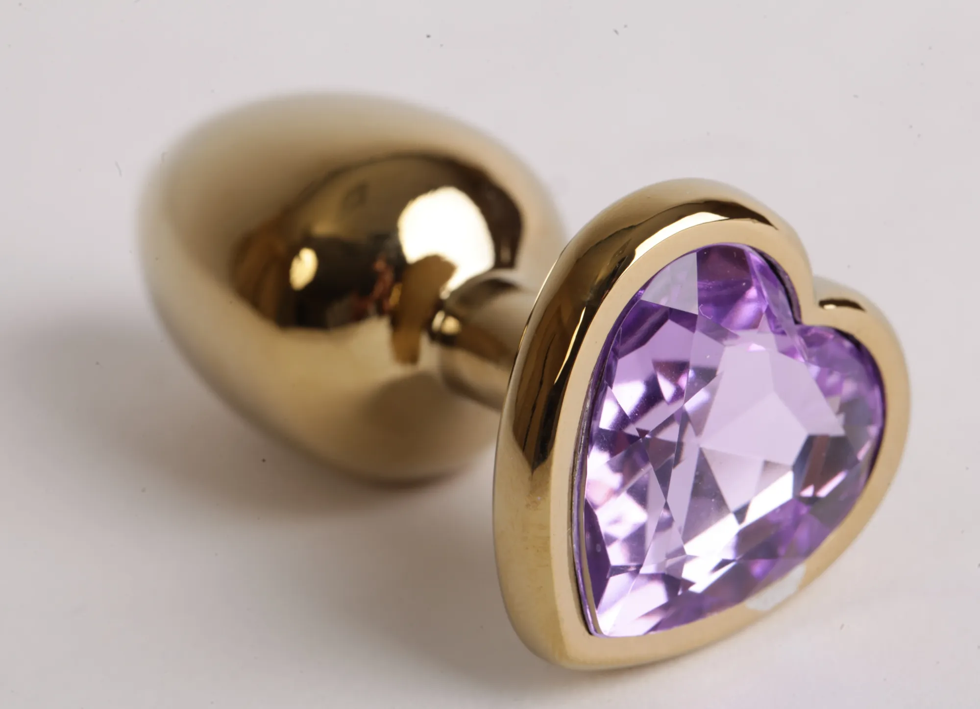 анальная пробка золото 7,5х2,8см с сердечком сиреневый страз 47191-mm в Краснодаре