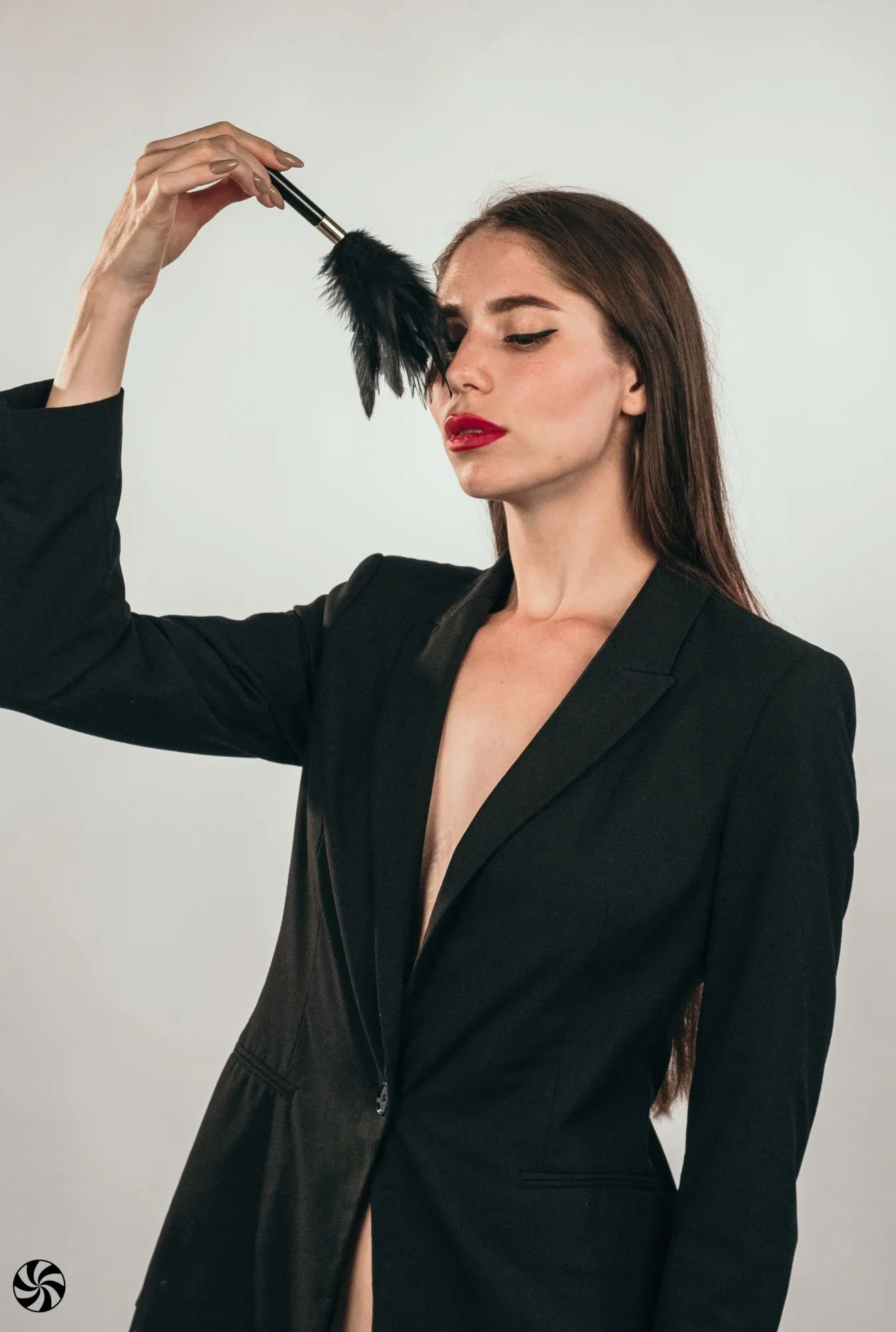 тиклер burlesque plume black 1082-02lola в Краснодаре