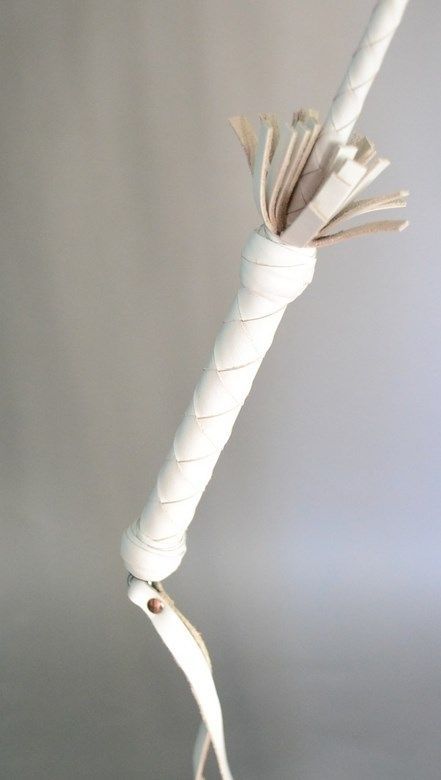 стек плетеный подиум с хлопушкой, белый в Краснодаре