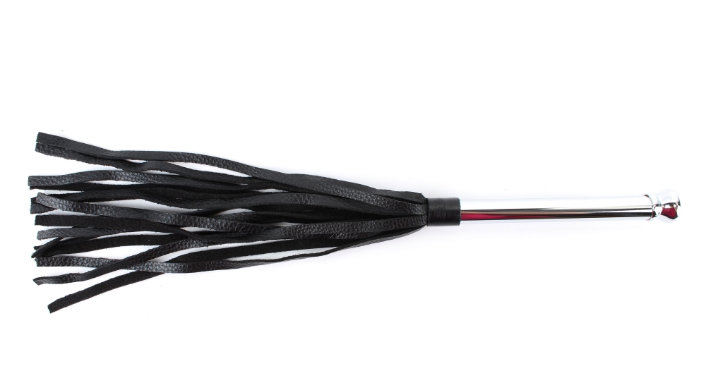 плетка черная с металлической ручкой 54015ars в Краснодаре