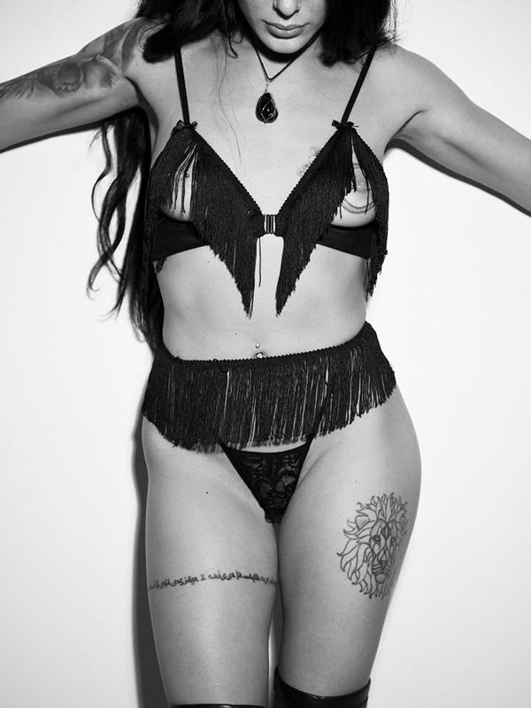 Эротическое стринги с бахромой mambo в Краснодаре