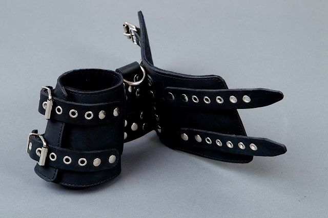 Манжеты Подиум фиксирующие, черные