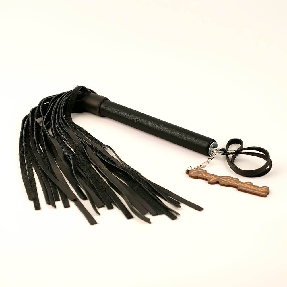 плеть pinkrabbit из натуральной кожи, с черной ручкой в Краснодаре