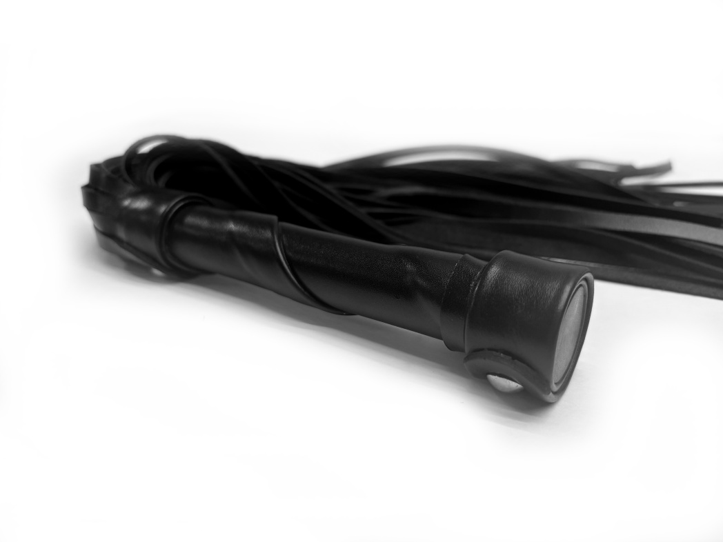 плеть кожаная gothic charm 54038ars в Краснодаре