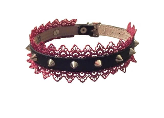 ошейник подиум с цикламеновым кружевом и шипами в Краснодаре
