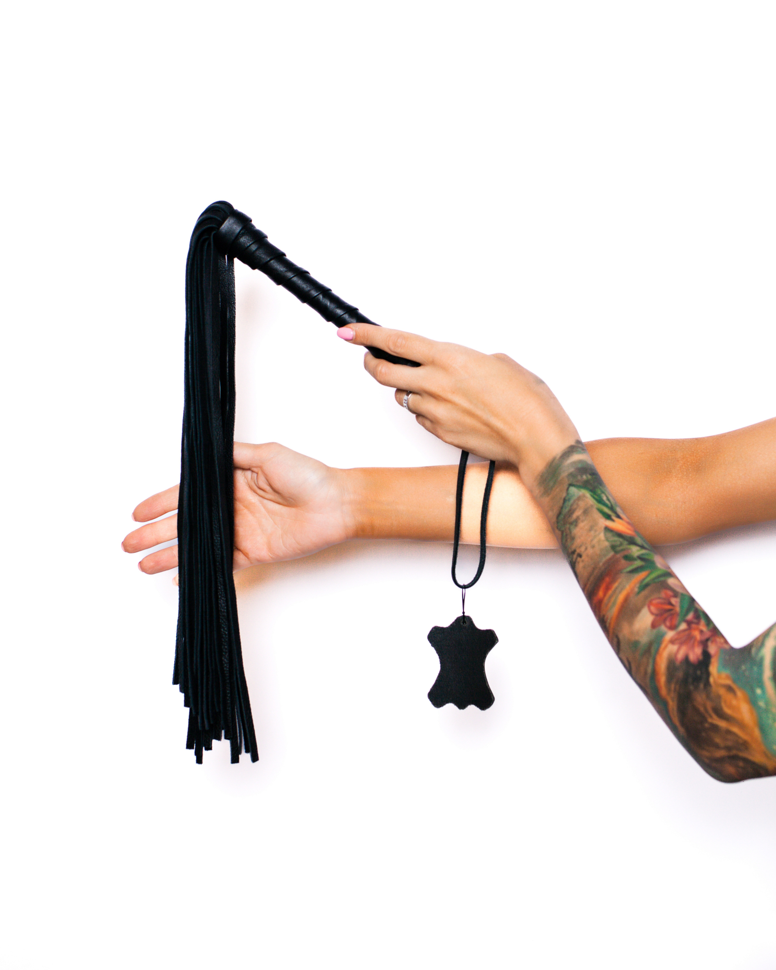 плеть scandal из натуральной кожи (black) в Краснодаре