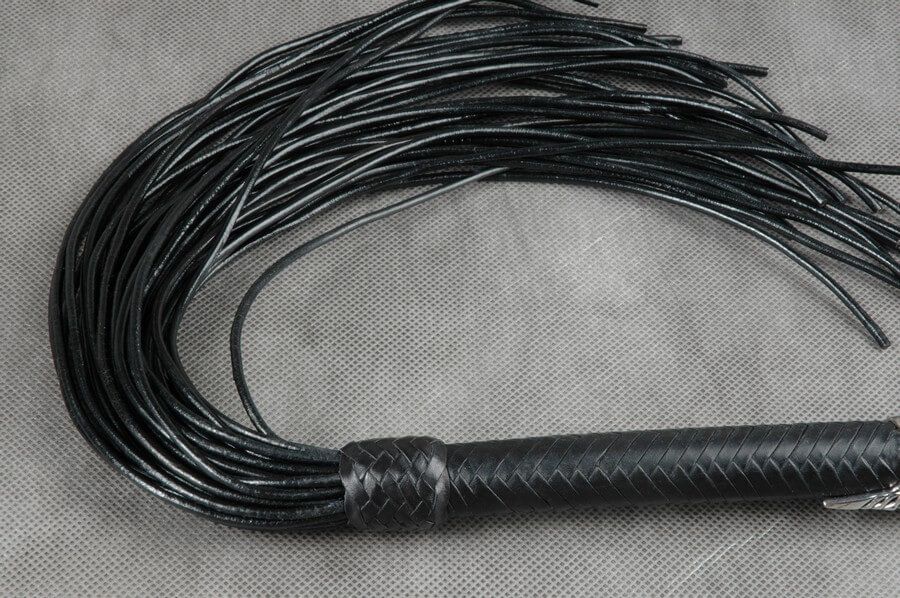 плеть beastly 35-хвостая демонайзер, чёрная в Краснодаре