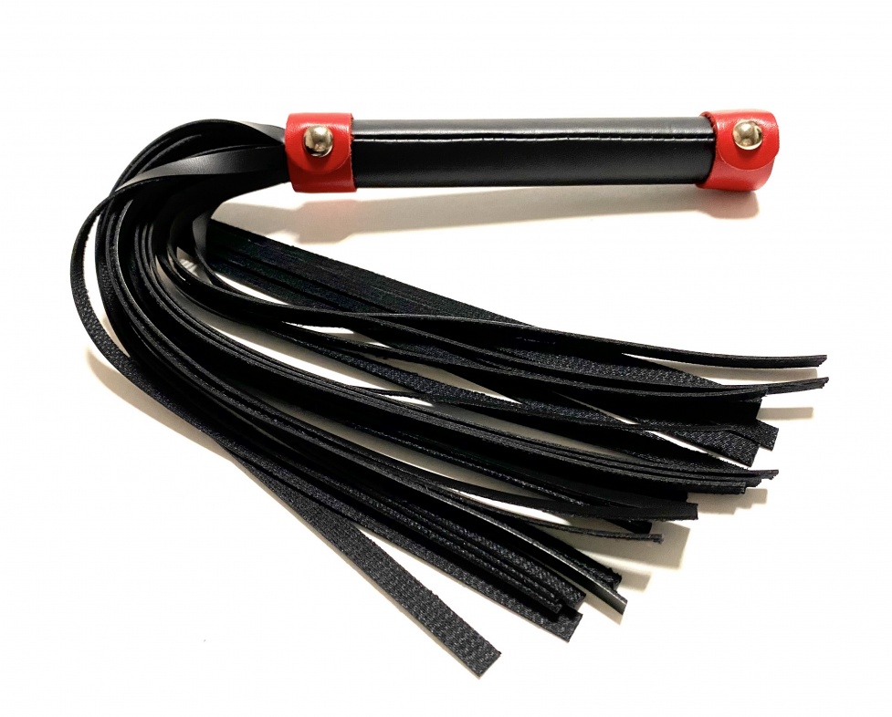 плеть из эко-кожи чёрно-красная 50013ars в Краснодаре