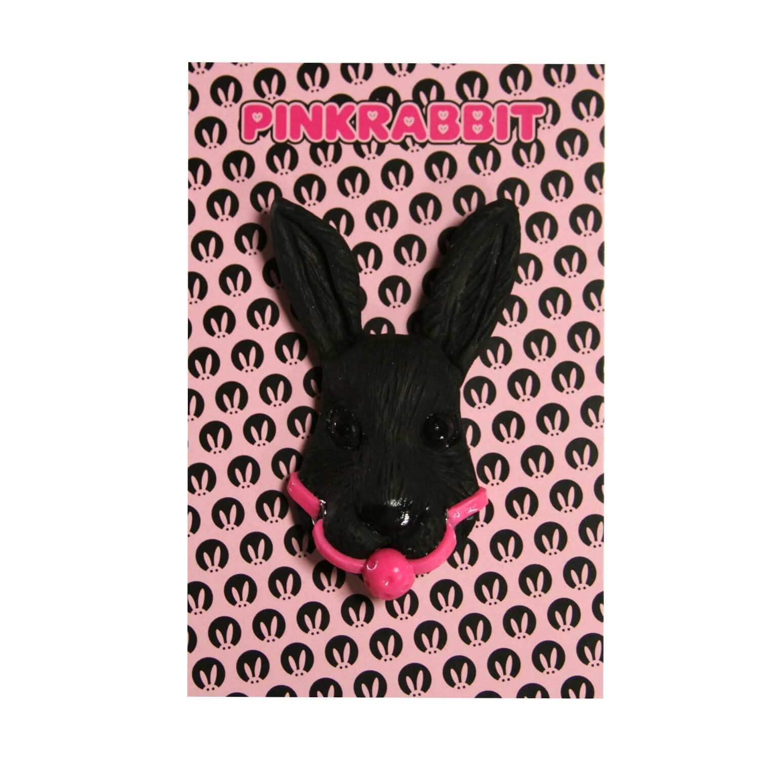 Брошь PinkRabbit Черный кролик с розовым кляпом, на магните