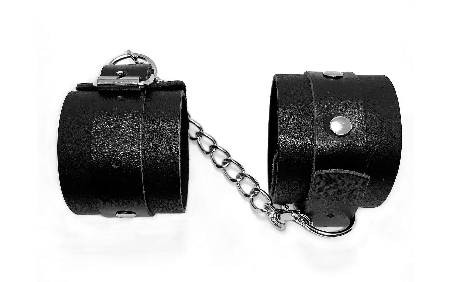 наручники декоративные с клёпками i sexy жесткое подчинение s, черные в Краснодаре